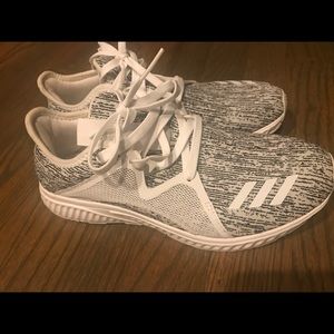adidas | Women’s Edge Lux 2 Running Sneaker *NWOT*